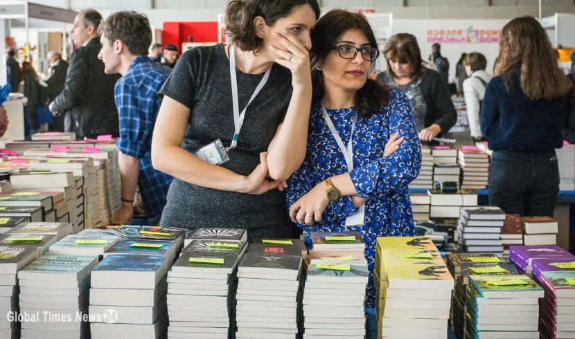 Классика, публицистика и научная литература: книжный фестиваль стартовал в Тбилиси
