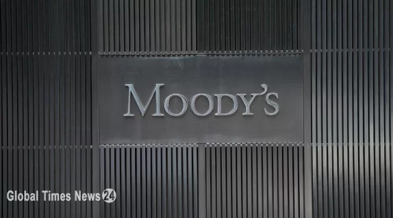 Moody's İngiltere'nin kredi notu görünümünü negatife çevirdi