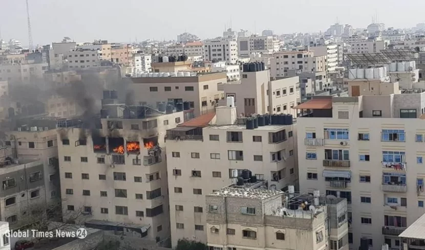 İsrail, Gazze'de yerleşim alanlarını bombalıyor