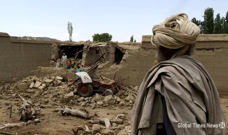 طالبان نے مہلک زلزلے کے بعد بینک فنڈز کو غیر منجمد کرنے کا مطالبہ کیا