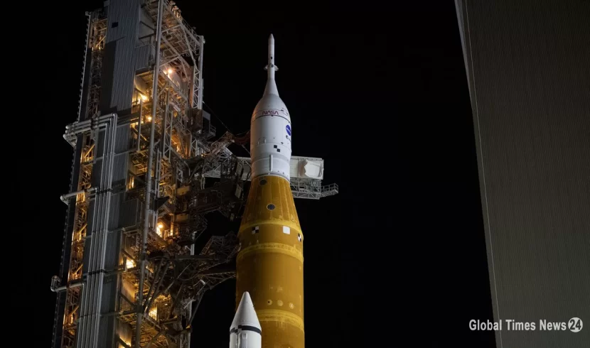 ناسا نے انجن میں خرابی کے بعد چاند پر جانے والے راکٹ کو اٹھانے میں تاخیر کی